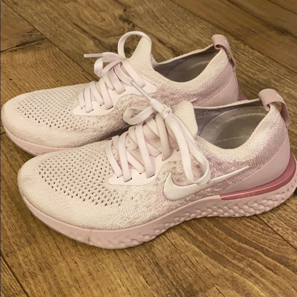 Nike pink epic react sneakers